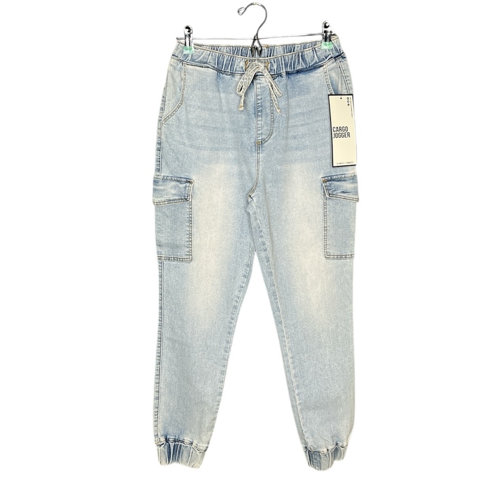 Almost Famous Light Blue Jogger Jeans‎ Size Medium